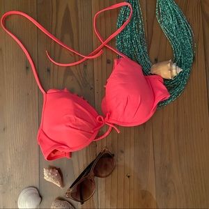 Bikini top with ruffle accent